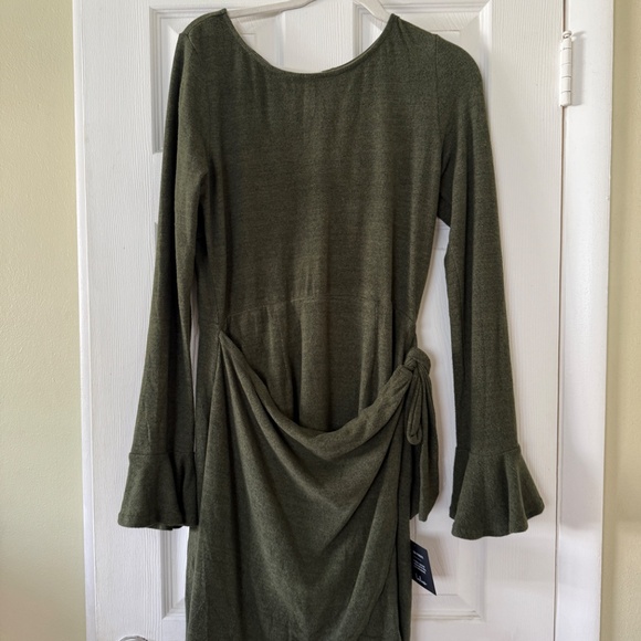 Lulus Olive Green Faux Wrap Sweater Dress Size L - Picture 2 of 5